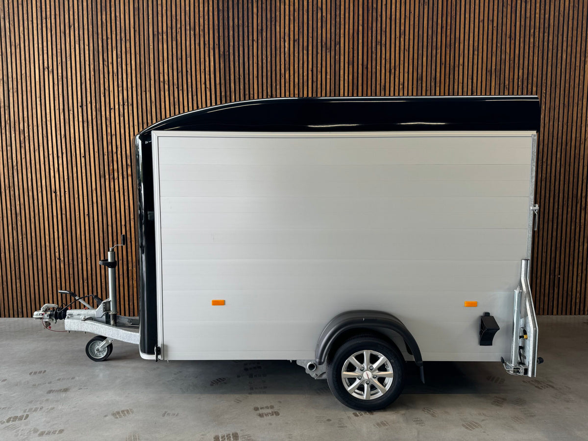 Debon Roadster C300 300x155x190 1300kg IKl