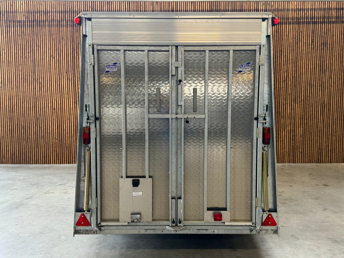 Ifor Williams Boxvan BV126G Zamknięta przyczepa 364x173x214 3500kg IO-78