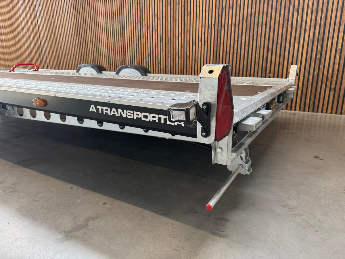 Brian James A Transporter 550×200 2-oś 12 cali 3000kg DS-56TR