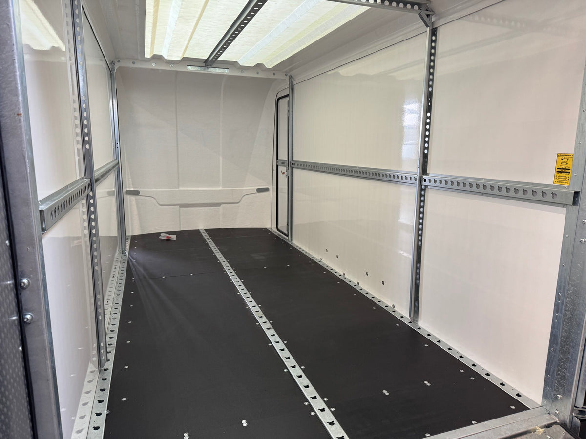 Brian James Box 450×190 3000 kg