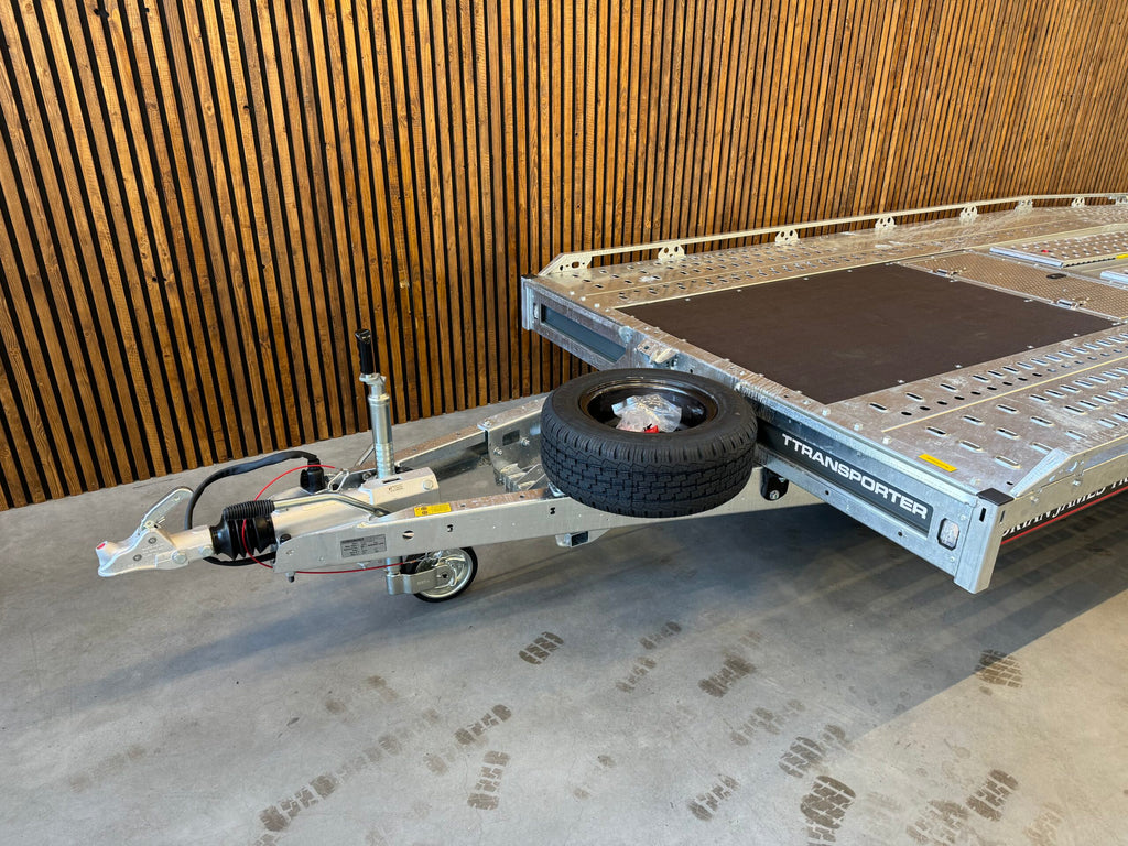 Brian James T Transporter 450×200 2-osiowy 12 cali 3500kg SK-34EDC
